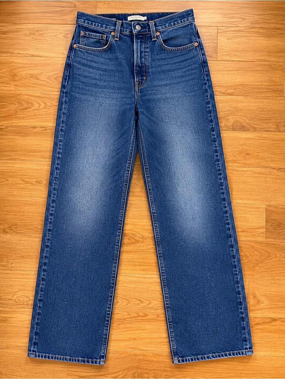 Levi's Women's Straight Leg Jeans - Medium Blue Wash